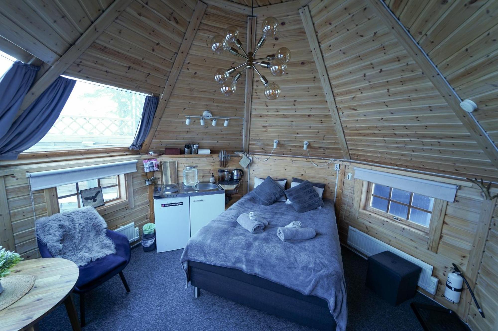 Northern Light Huts - Paradise Lapland Кіруна Екстер'єр фото