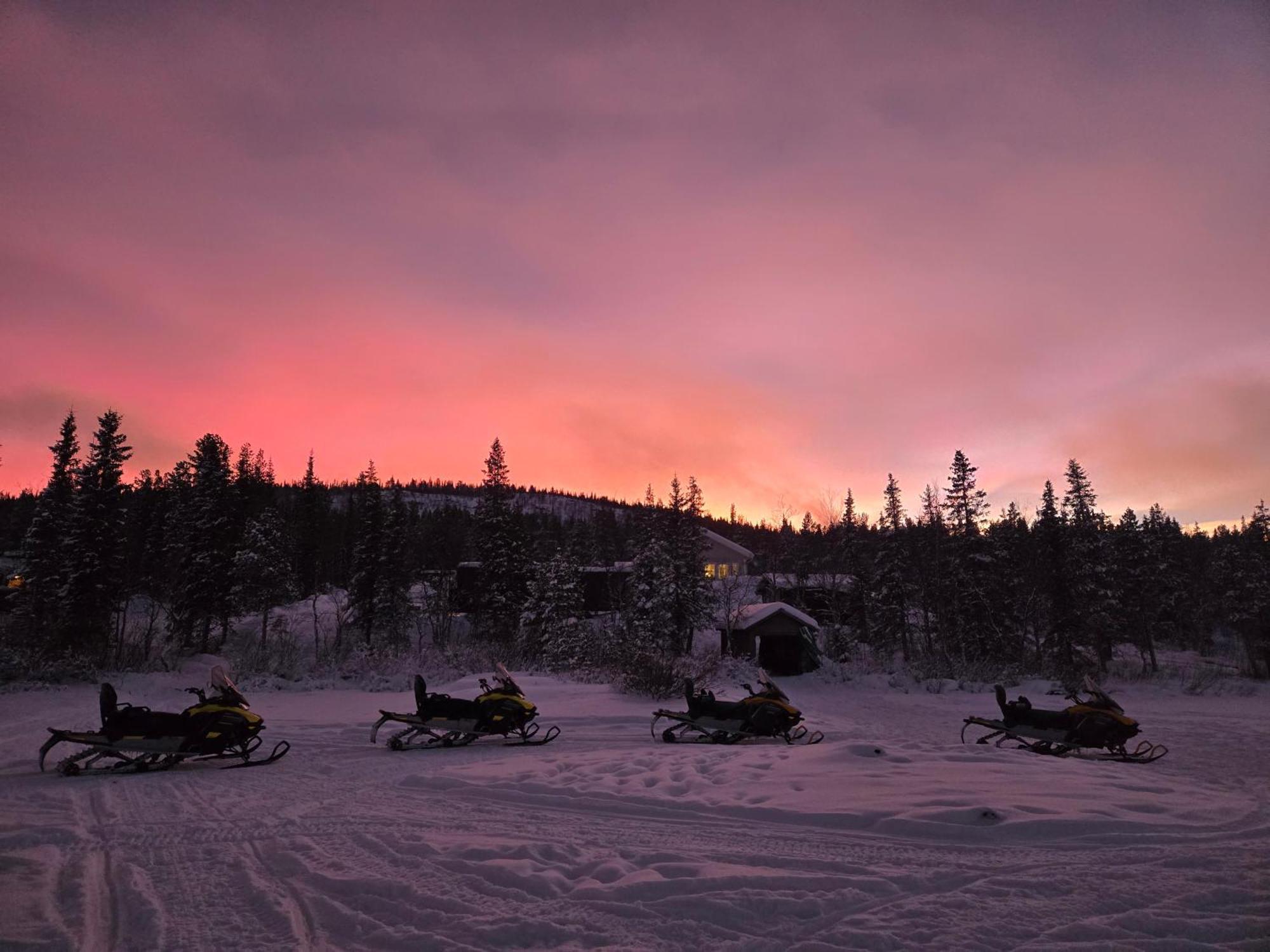 Northern Light Huts - Paradise Lapland Кіруна Екстер'єр фото